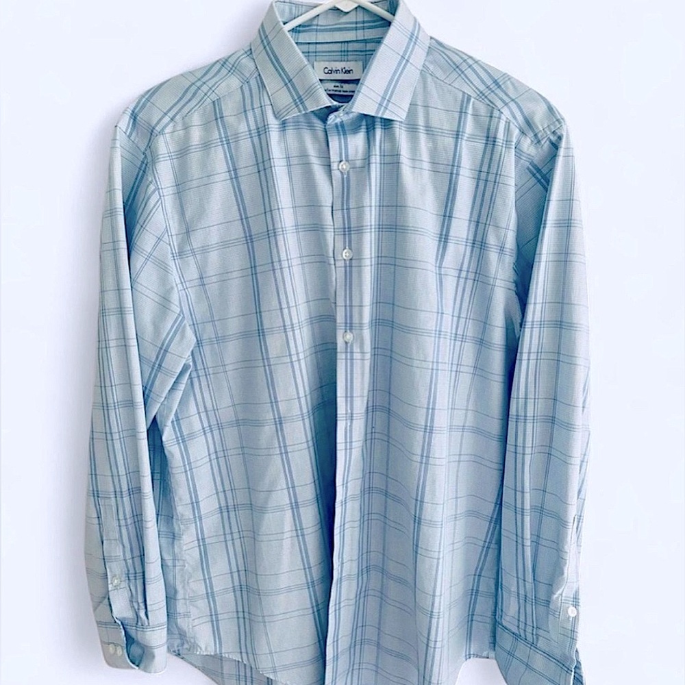 Calvin Klein Slim Fit Non-Iron Plaid Button Down Cotton Shirt (EUC)